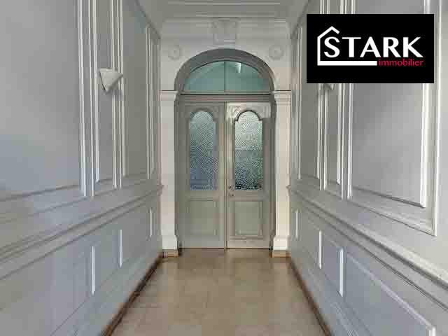 Appartement - 167 m² - 6 pièces