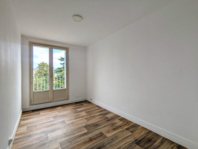 Appartement - 81 m² - 4 pièces