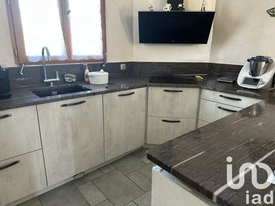 Maison - 180 m² - 8 pièces