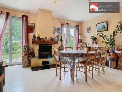 Maison - 97 m² - 5 pièces