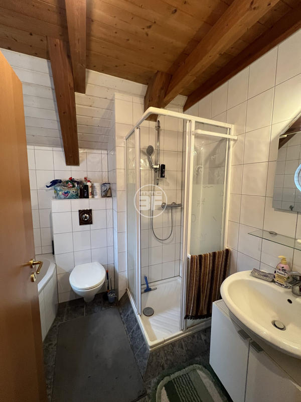 Maison - 349 m² - 12 pièces