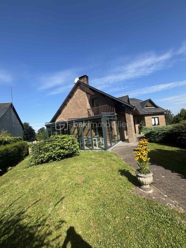 Villa - 190 m² - 6 pièces