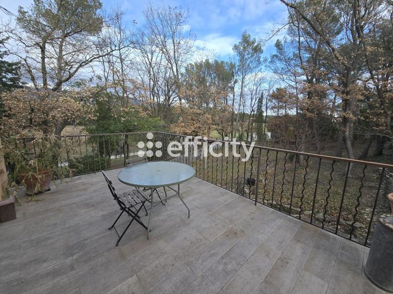 Villa - 160 m² - 6 pièces