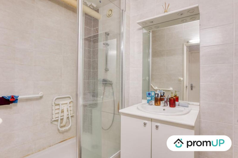 Appartement - 81 m² - 4 pièces