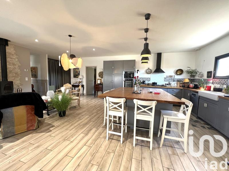 Maison - 198 m² - 5 pièces