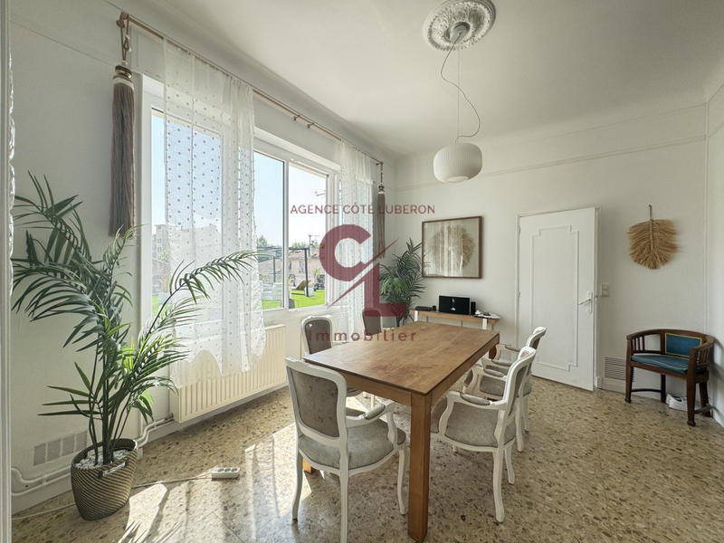 Maison - 99 m² - 3 pièces