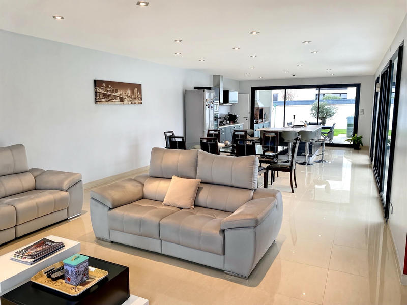 Villa - 150 m² - 6 pièces