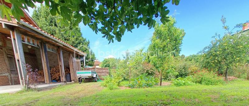 Demeure - 255 m² - 12 pièces