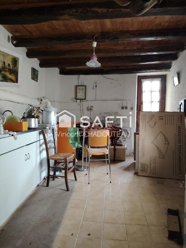 Maison - 90 m² - 5 pièces