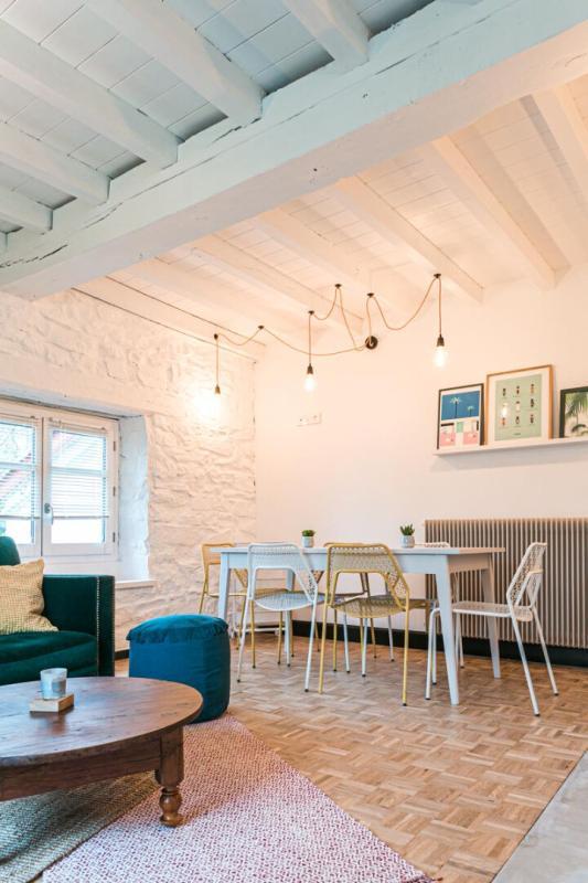 Maison - 426 m² - 13 pièces