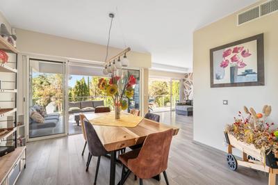 Maison - 185 m² - 7 pièces