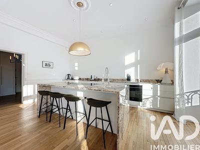 Appartement - 153 m² - 4 pièces