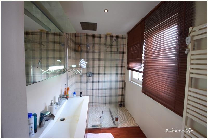 Maison - 273 m² - 9 pièces