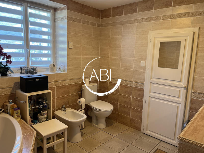 Maison - 120 m² - 6 pièces