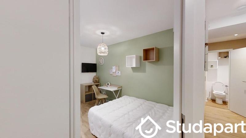 Chambre - 10 m² - 1 pièce