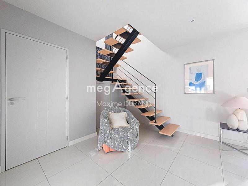 Maison - 166 m² - 6 pièces
