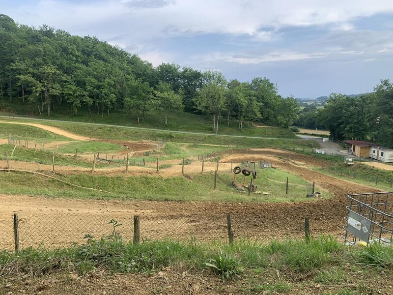 Moto Cross Nocturne Primé