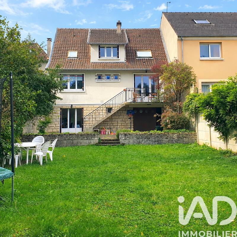 Maison - 143 m² - 8 pièces