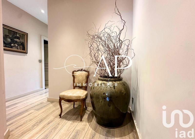 Appartement - 161 m² - 5 pièces