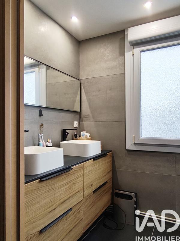 Maison - 95 m² - 7 pièces