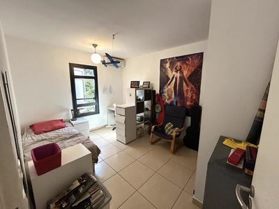 Duplex - 82 m² - 4 pièces