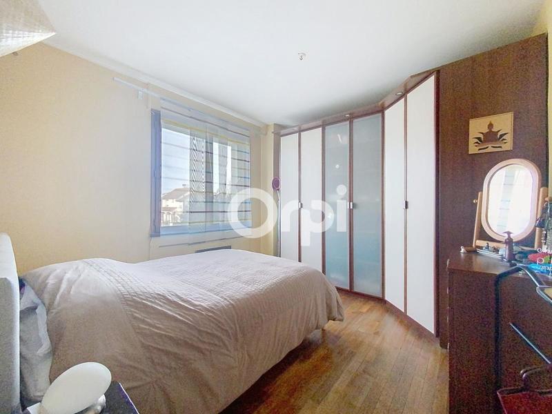 Maison - 199 m² - 5 pièces