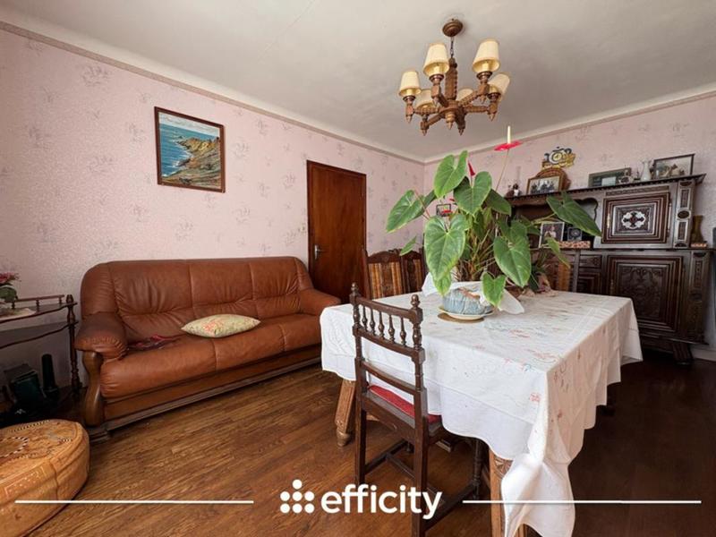 Maison - 117 m² - 7 pièces