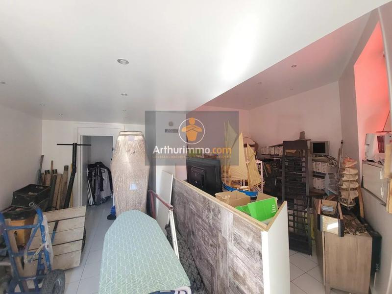 Immeuble - 140 m² - 8 pièces