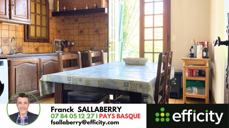 Maison - 230 m² - 3 pièces