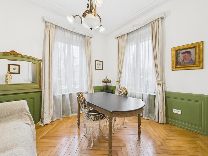 Appartement - 90 m² - 4 pièces