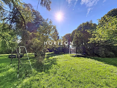 Maison - 202 m² - 7 pièces