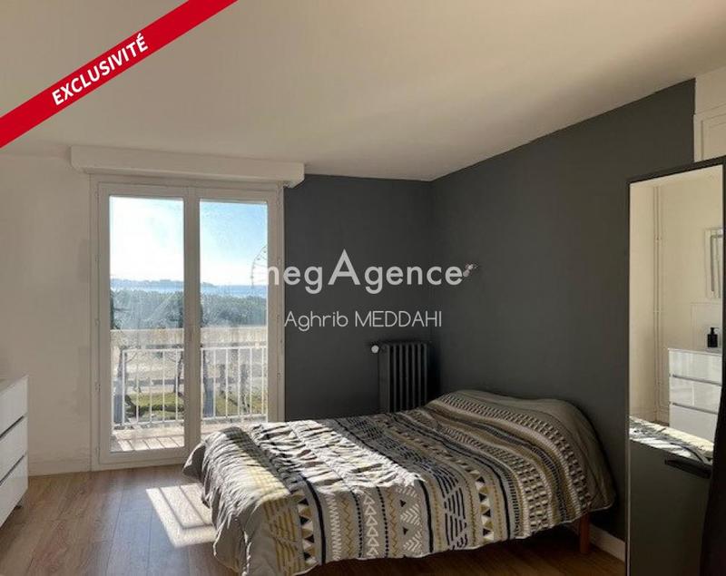 Appartement - 174 m² - 8 pièces