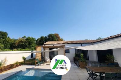 Maison - 121 m² - 6 pièces