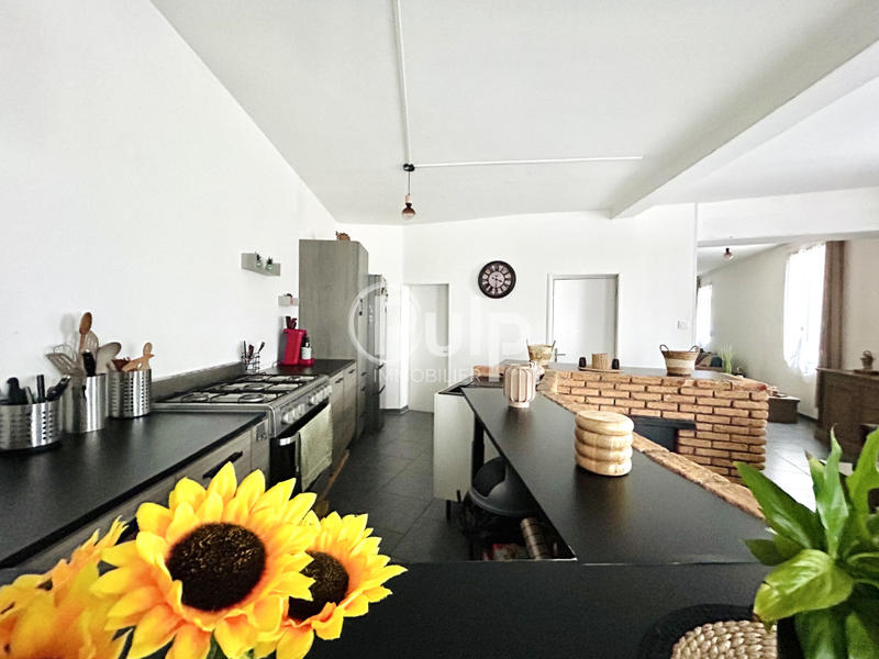 Maison - 102 m² - 4 pièces