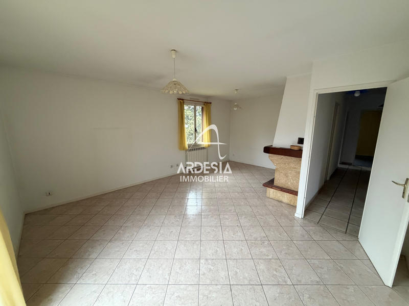 Maison - 104 m² - 4 pièces