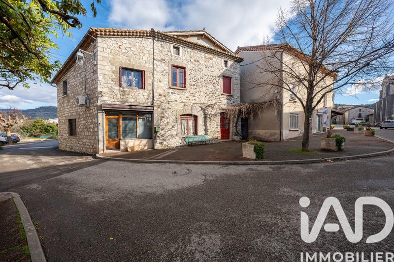 Maison de village - 143 m² - 6 pièces
