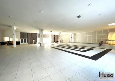 Local commercial - 950 m²