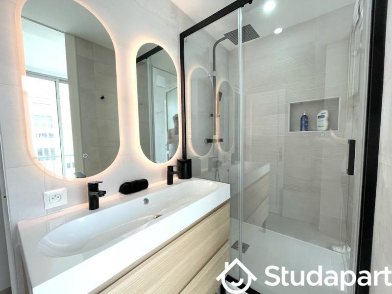 Chambre - 13 m² - 1 pièce