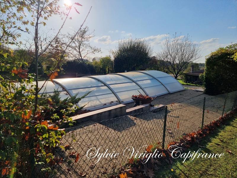 Propriété - 153 m² - 7 pièces