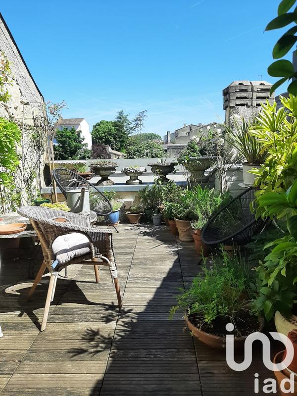 Appartement - 200 m² - 6 pièces