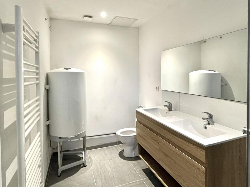 Appartement - 61 m² - 2 pièces