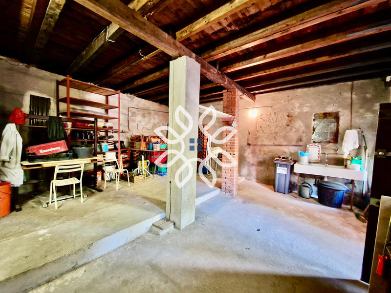 Maison - 98 m² - 6 pièces