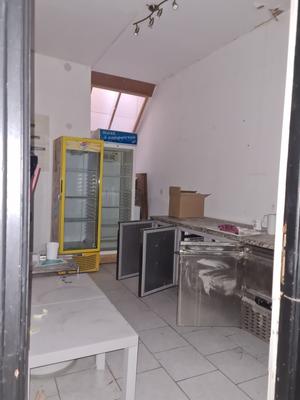Local commercial - 100 m² - 2 pièces