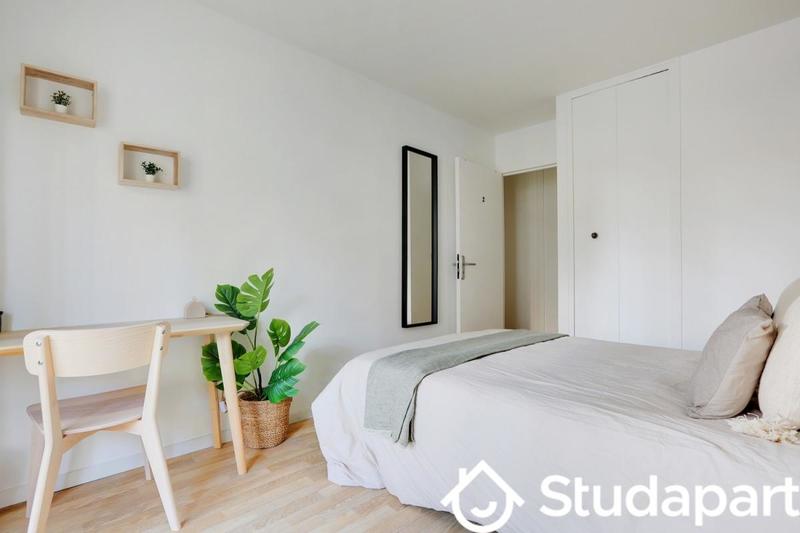 Chambre - 10 m² - 1 pièce