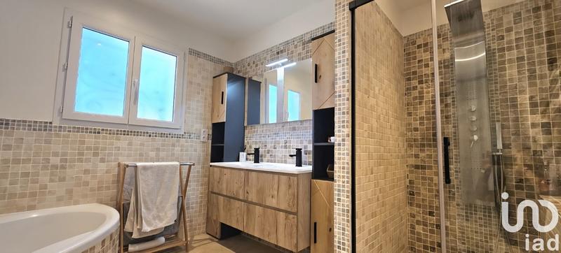 Maison - 114 m² - 5 pièces