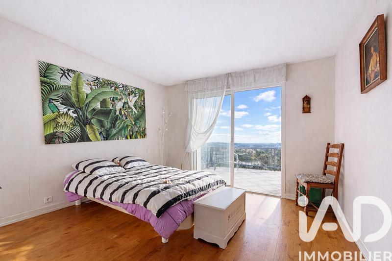 Maison - 140 m² - 8 pièces