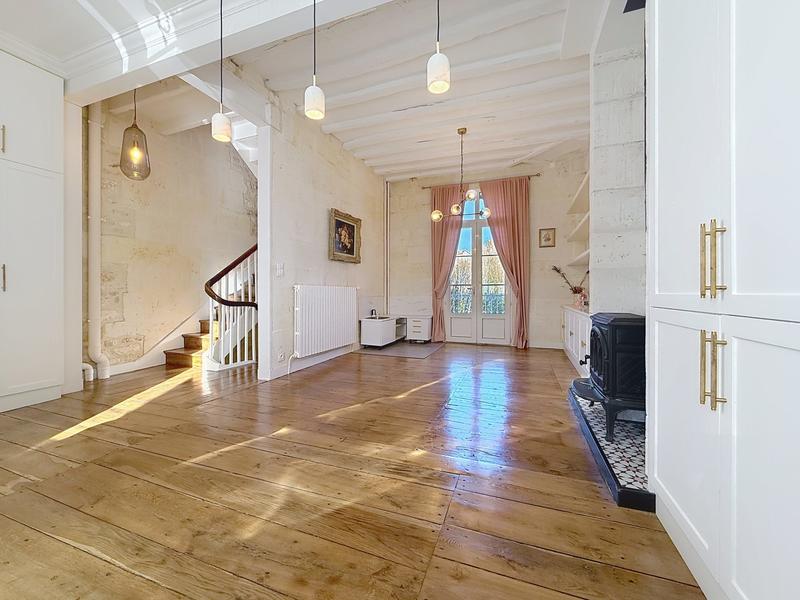 Maison - 160 m² - 6 pièces