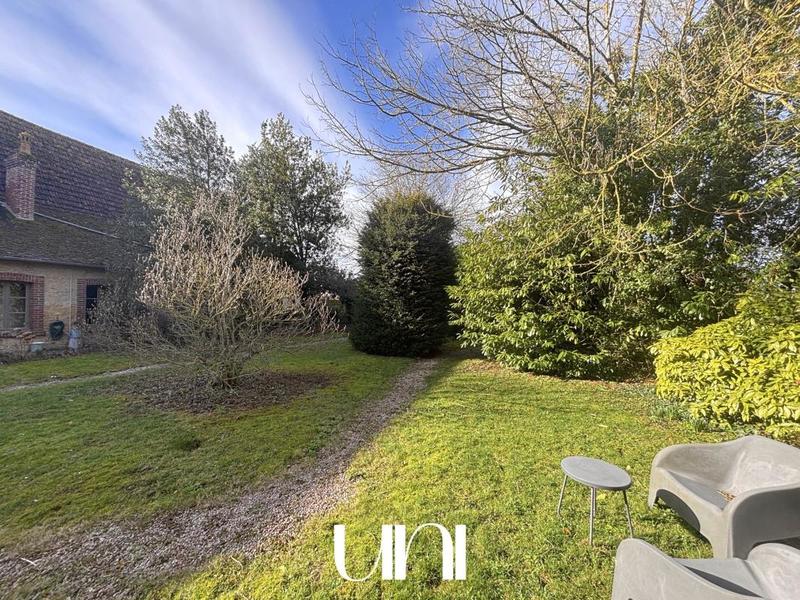 Maison - 450 m² - 16 pièces