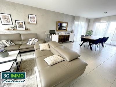 Maison - 155 m² - 5 pièces