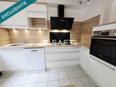 Maison - 97 m² - 6 pièces